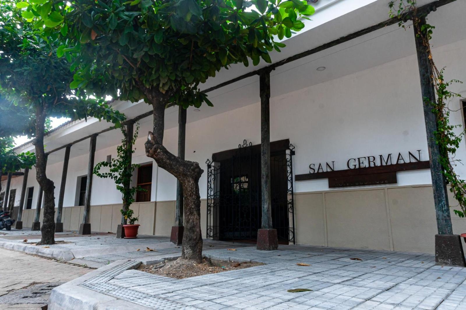 Hotel San German ヒラルドット エクステリア 写真